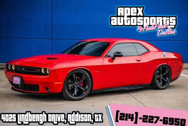 2015 DODGE Challenger