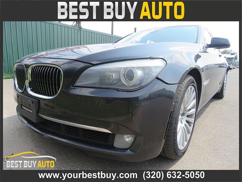 2012 BMW 750xi, Alpina B7