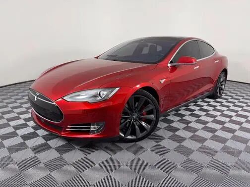 2015 TESLA Model S