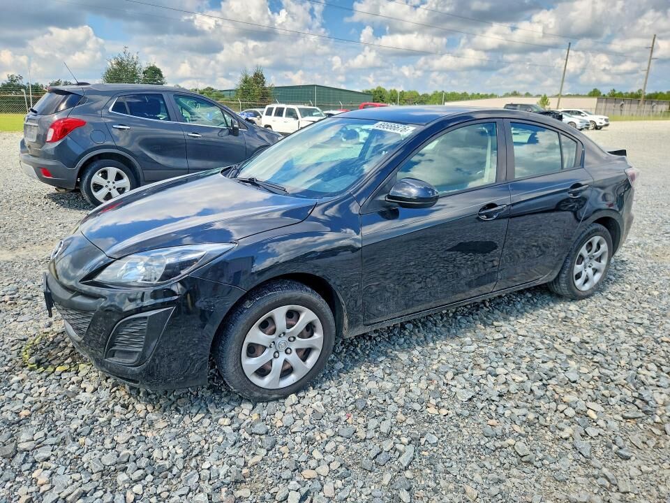 2011 MAZDA Mazda3