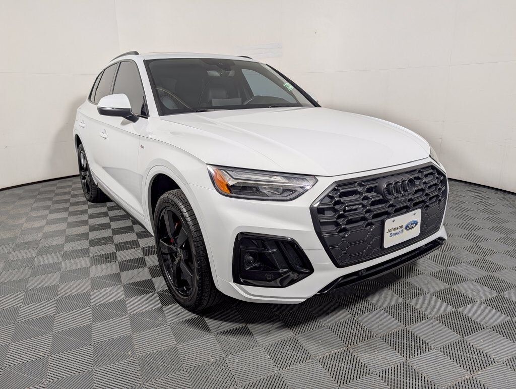 2024 AUDI Q5