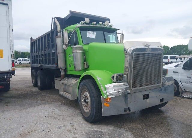 2004 PETERBILT 378
