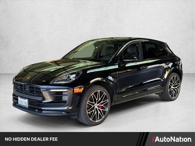 2025 PORSCHE Macan