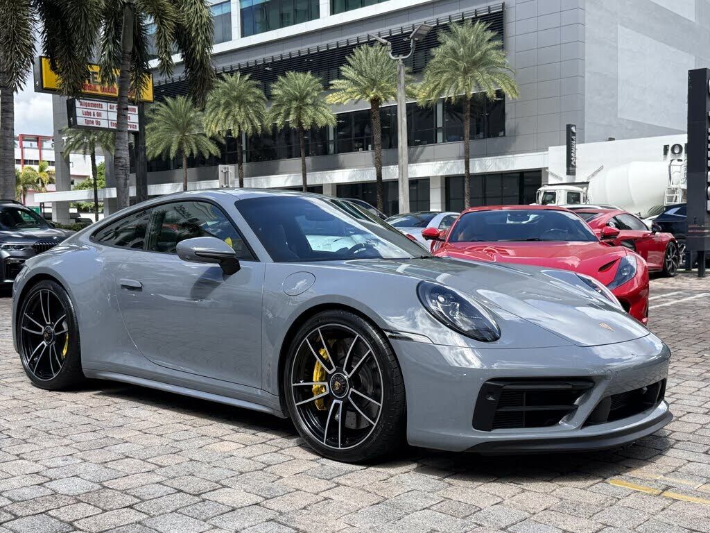 2024 PORSCHE 911