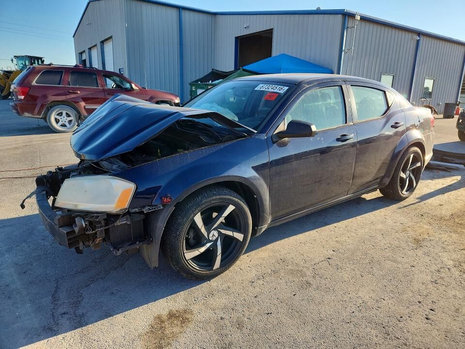 2013 DODGE Avenger