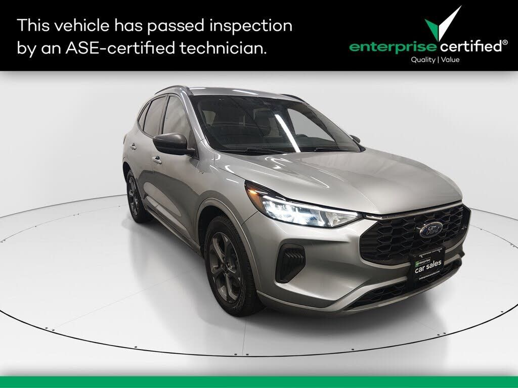2024 FORD Escape
