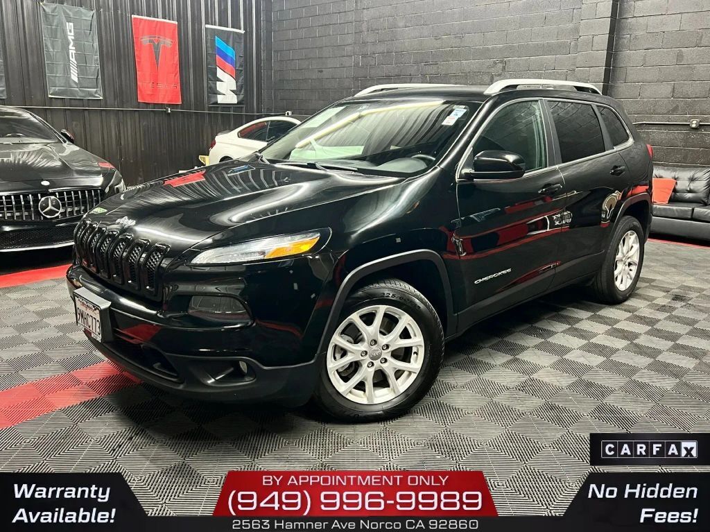 2017 JEEP Cherokee
