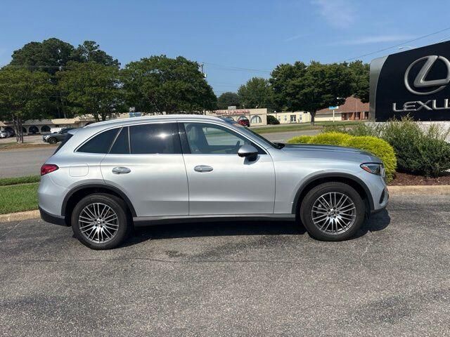 2025 Mercedes-Benz GLC-Class