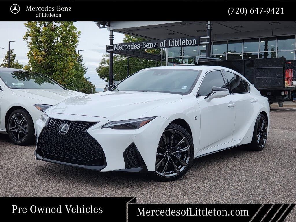 2024 LEXUS IS