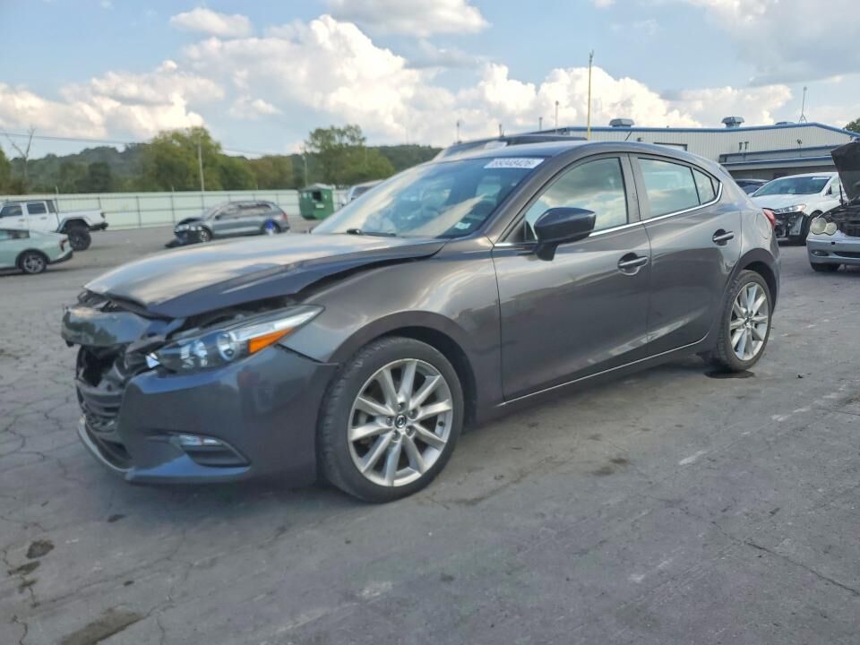2017 MAZDA Mazda3