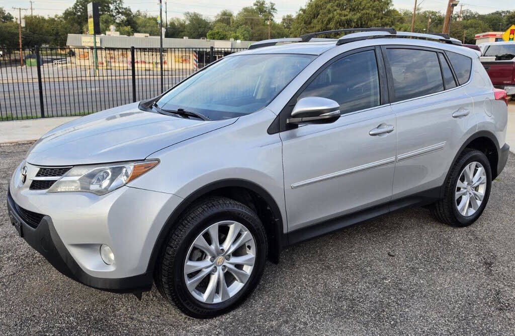 2014 TOYOTA RAV4