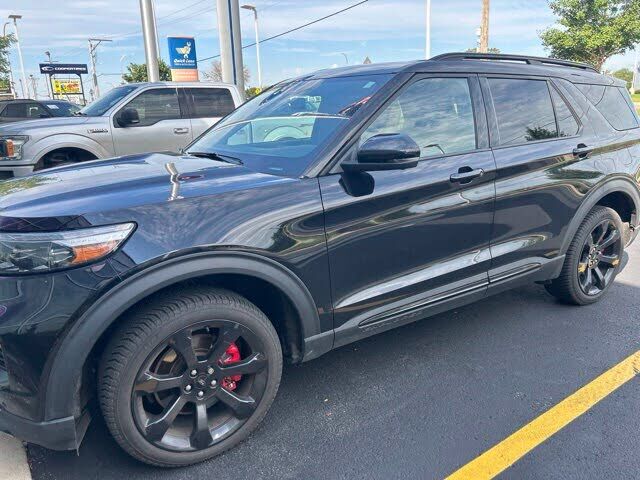 2022 FORD Explorer