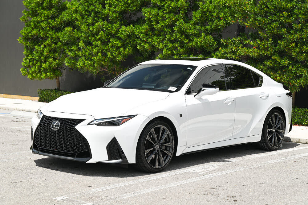 2024 LEXUS IS
