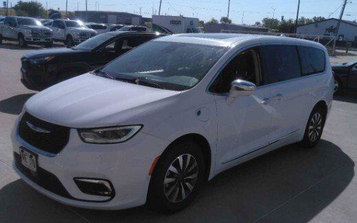 2022 CHRYSLER Pacifica
