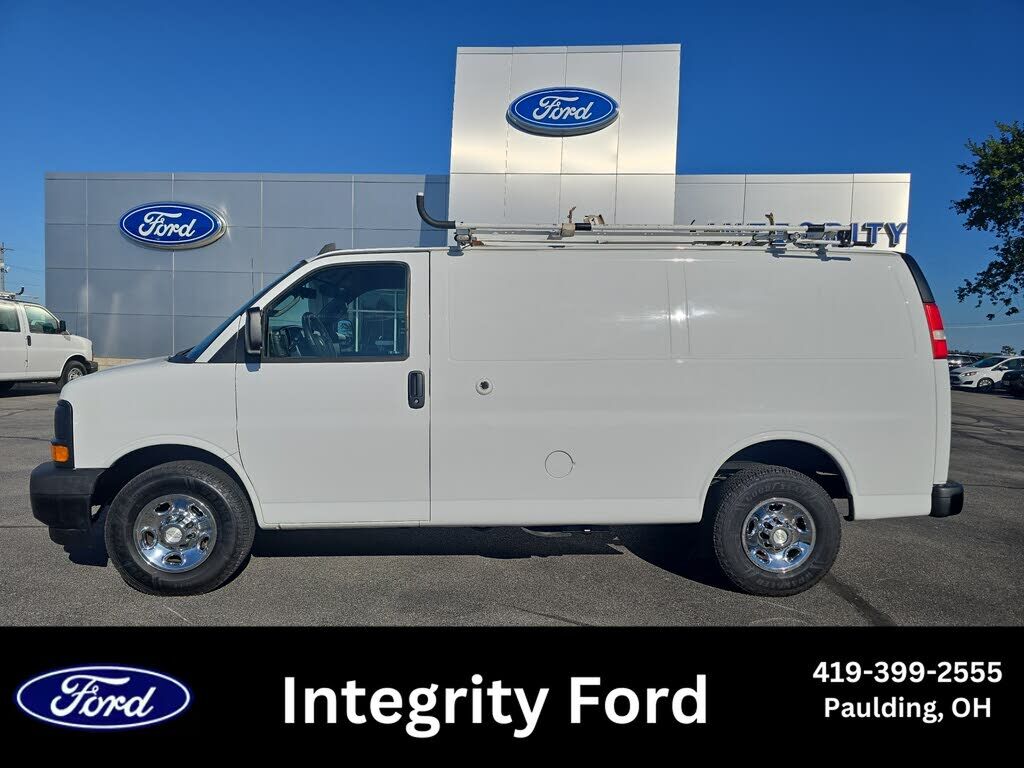 2017 CHEVROLET Express