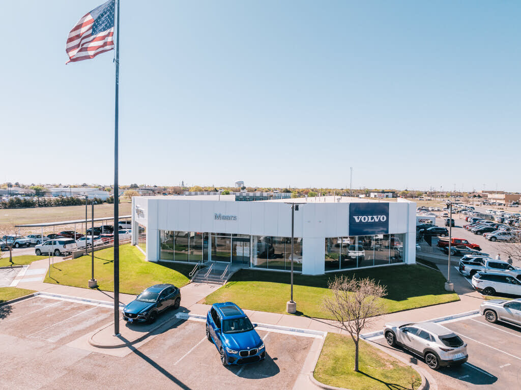 2025 BMW 330i