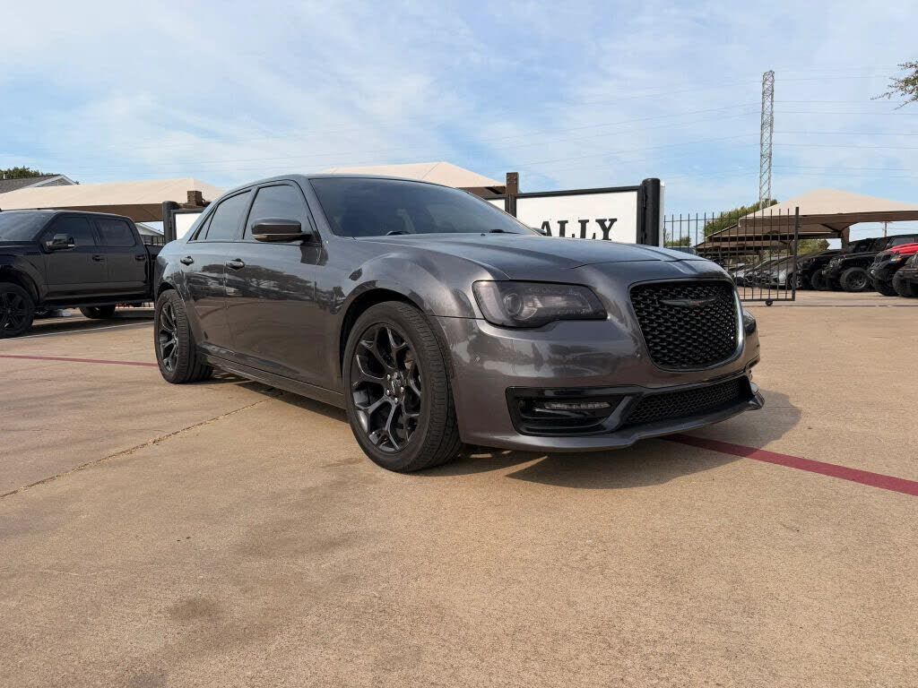 2021 CHRYSLER 300
