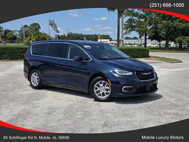 2023 CHRYSLER Pacifica