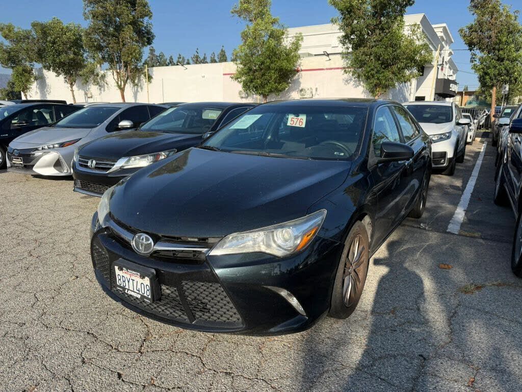 2017 TOYOTA Camry