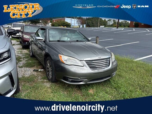 2012 CHRYSLER 200