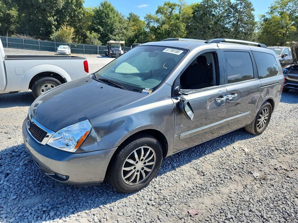 2011 KIA Sedona