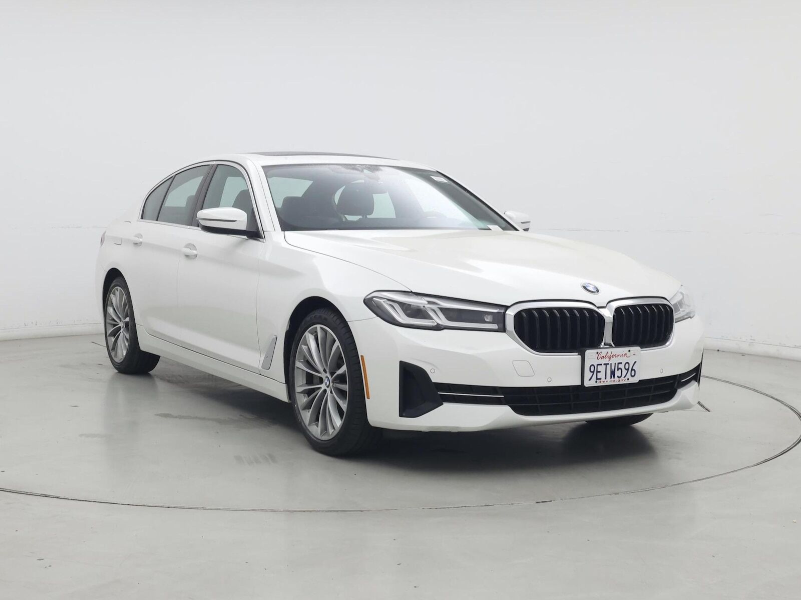 2023 BMW 530i