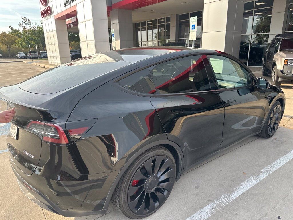 2023 TESLA Model Y