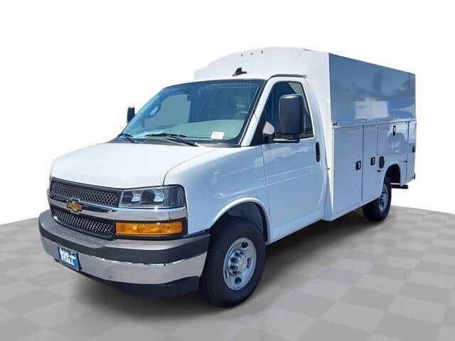 2026 CHEVROLET Express