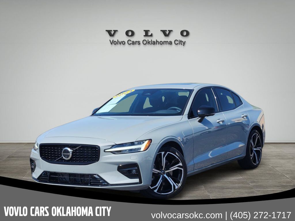 2024 VOLVO S60