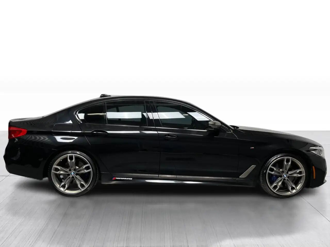 2019 BMW M550i