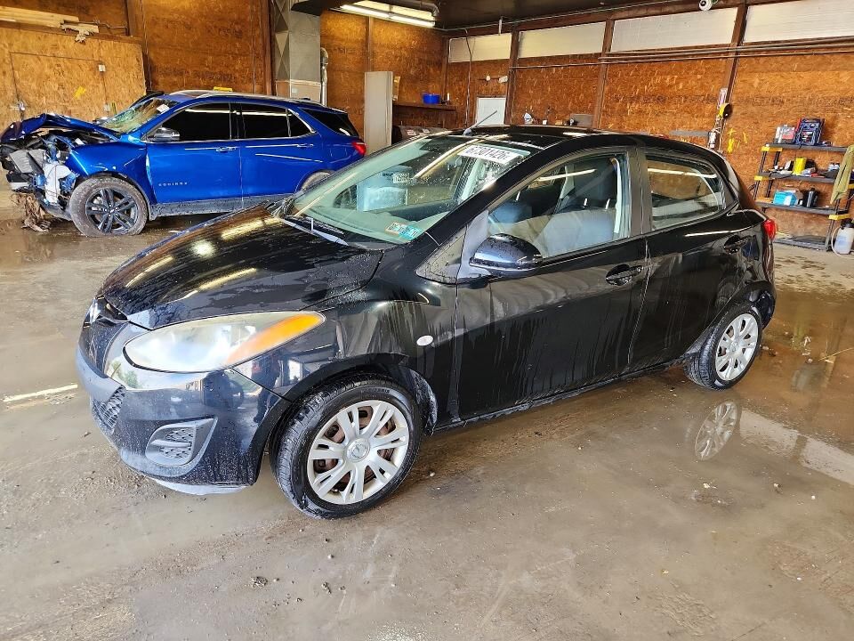 2011 MAZDA Mazda2