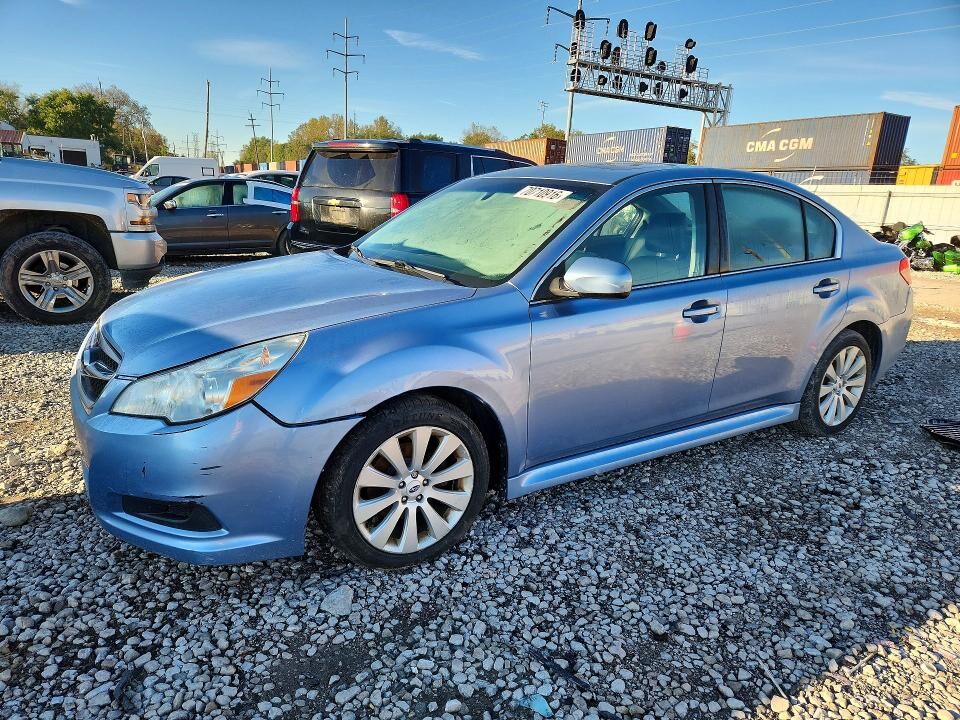 2011 SUBARU Legacy