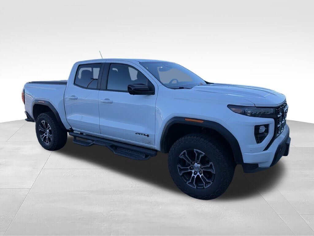 2024 GMC Canyon