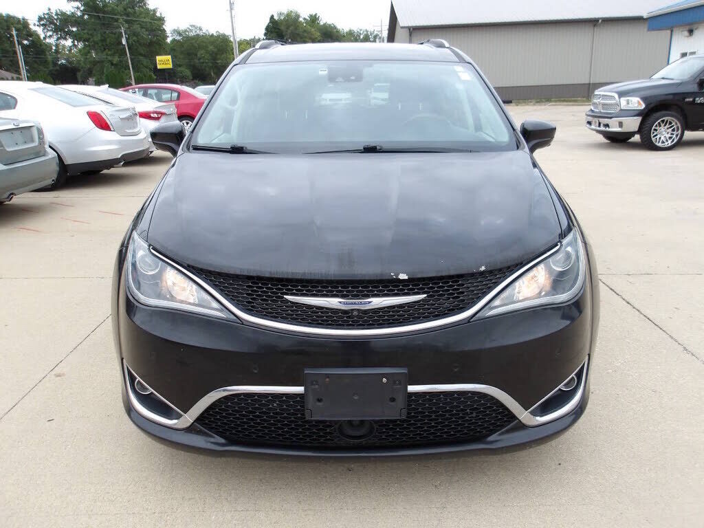 2019 CHRYSLER Pacifica