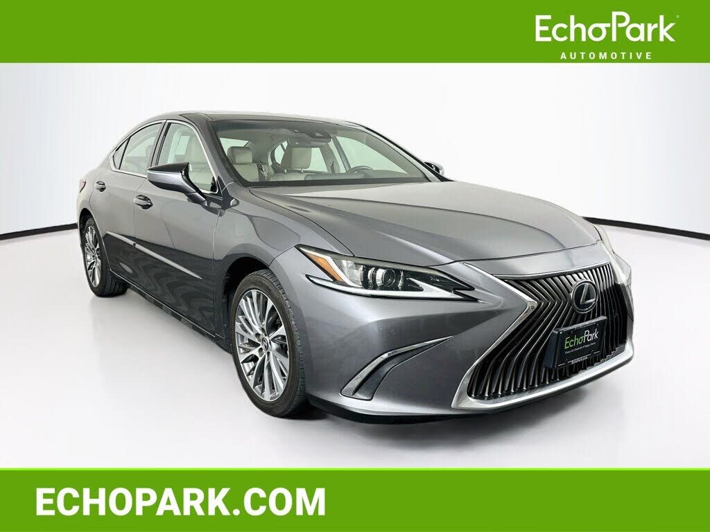 2020 LEXUS ES