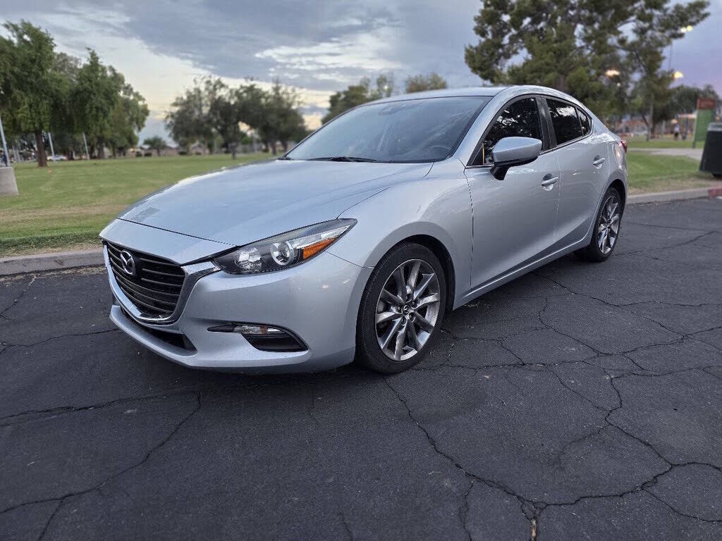 2018 MAZDA Mazda3