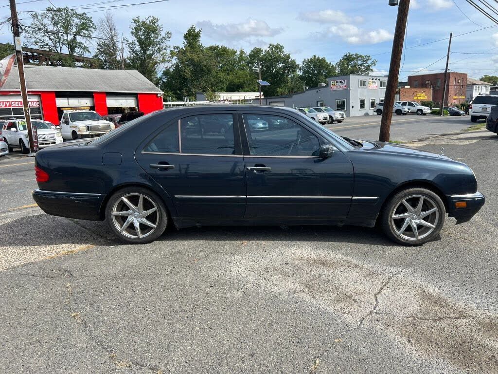 1997 Mercedes-Benz E-Class