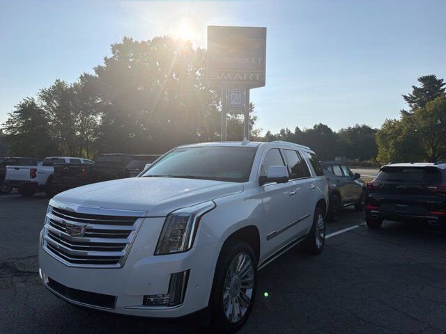 2019 CADILLAC Escalade