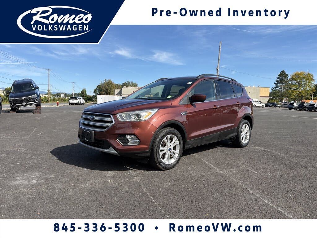 2018 FORD Escape
