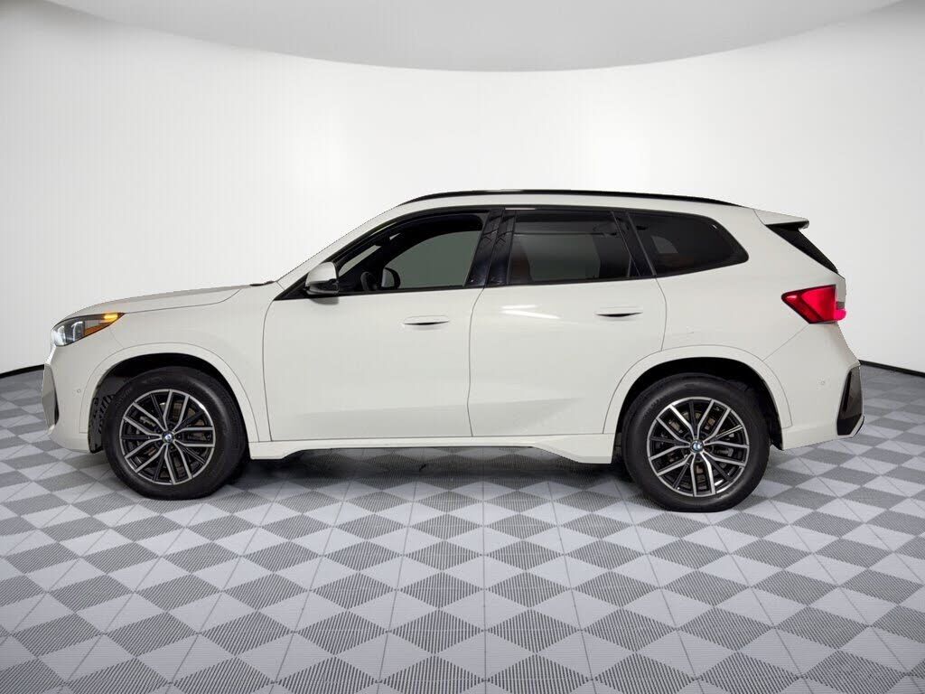 2023 BMW X1
