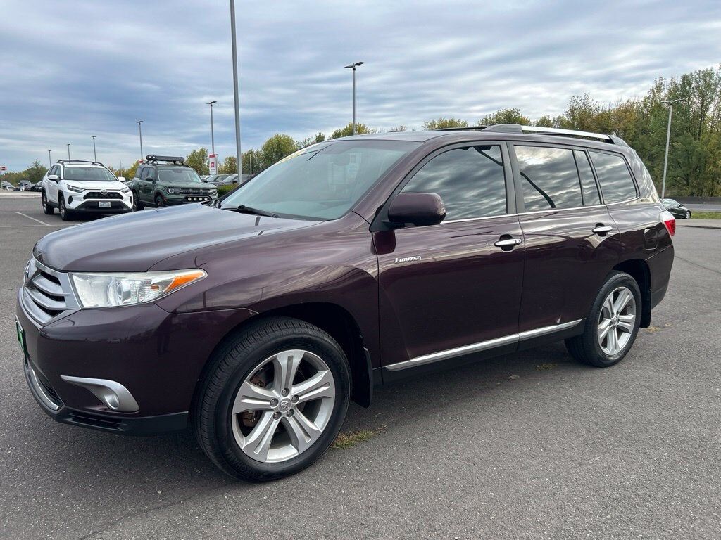 2013 TOYOTA Highlander