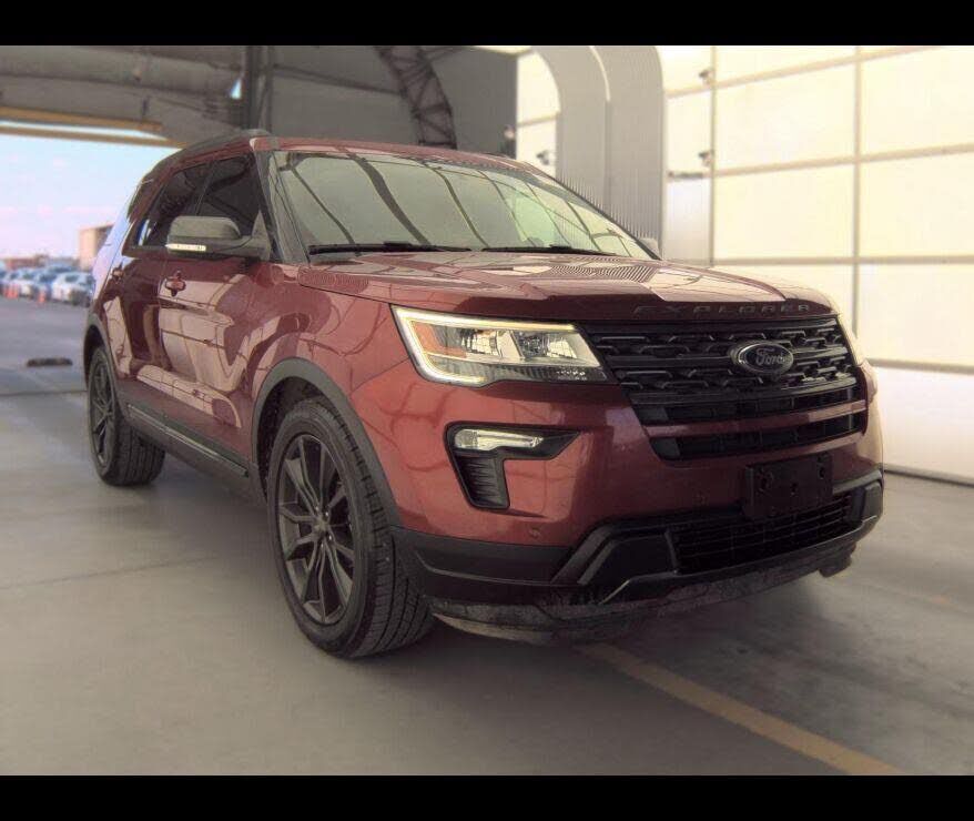 2018 FORD Explorer