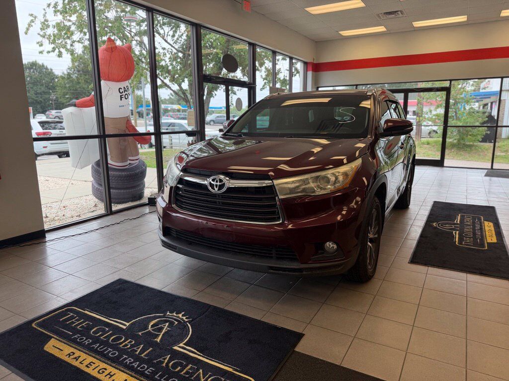 2016 TOYOTA Highlander