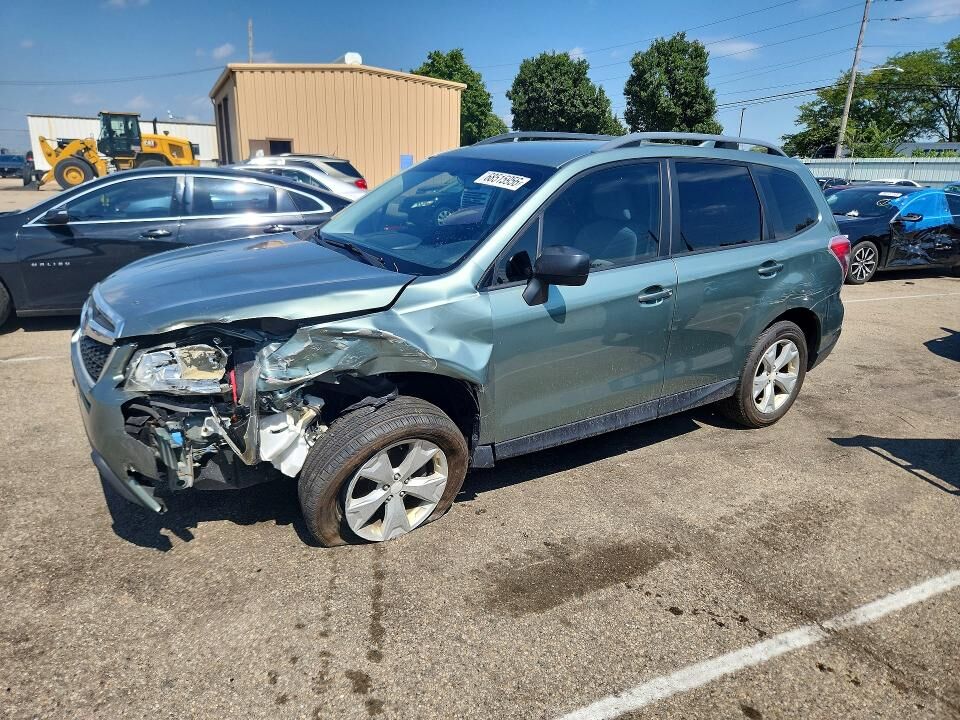 2016 SUBARU Forester