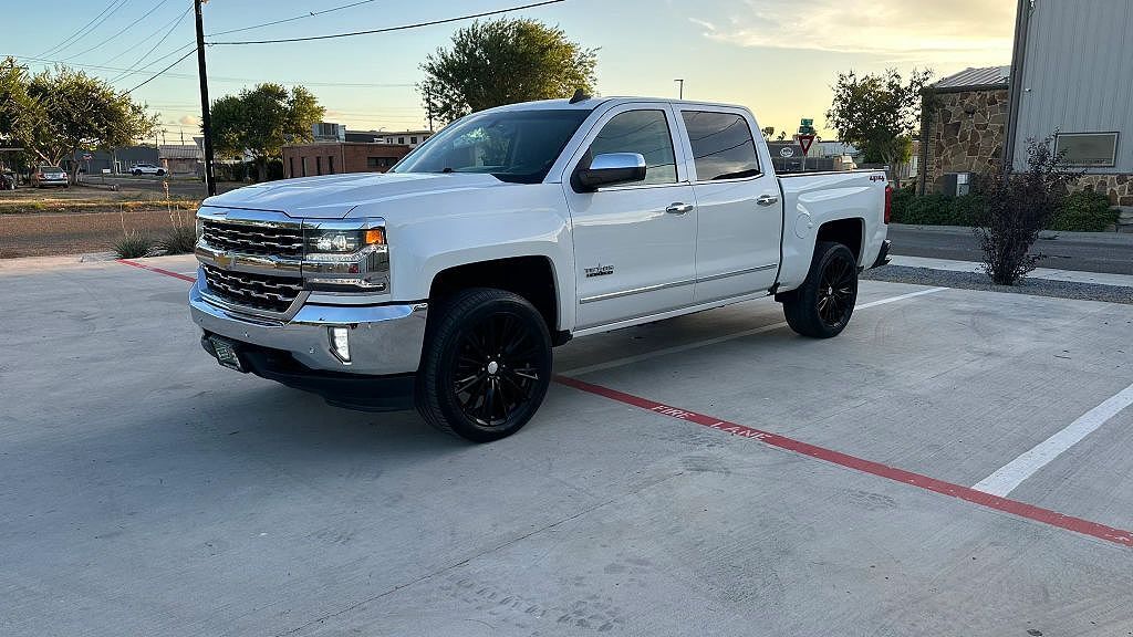 2018 CHEVROLET Silverado