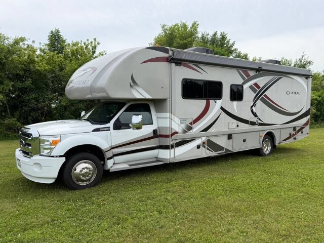 2013 FORD F-550