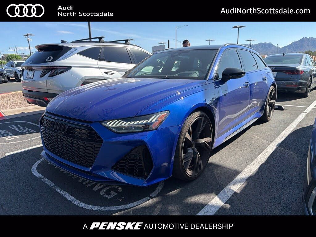 2022 AUDI RS 6 Avant