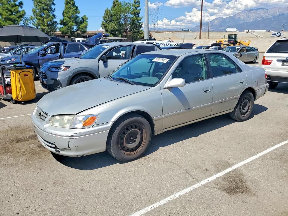 2001 TOYOTA Camry