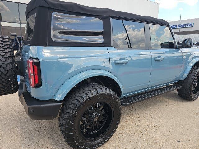 2022 FORD Bronco