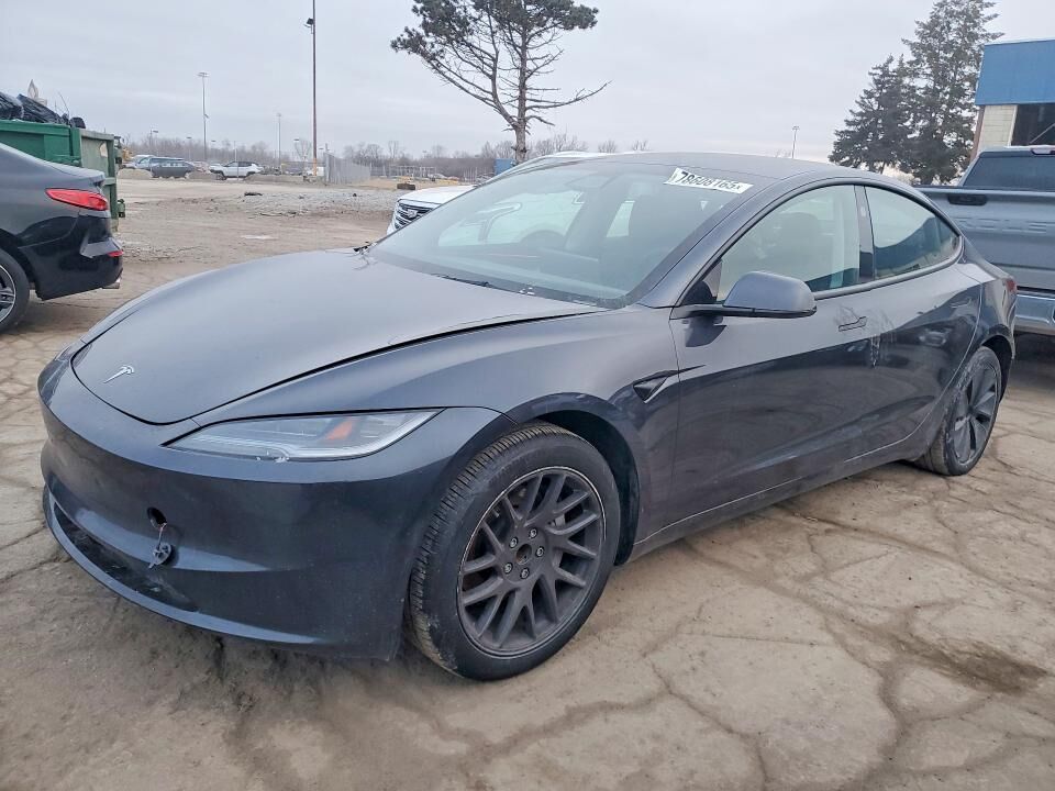 2024 TESLA Model 3